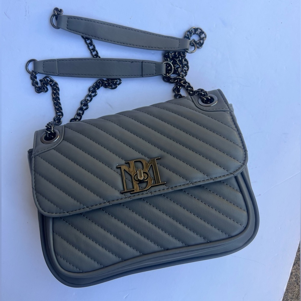 BADGLEY MISCHKAGray Quilted Crossbody Bag with Chevron Design